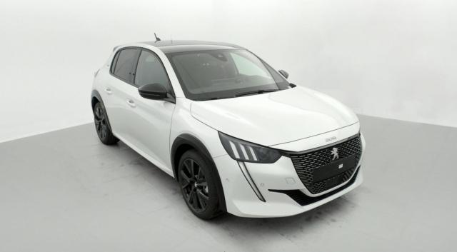 Peugeot 208 - 208 NOUVELLE PureTech 130 S&S EAT8 GT Pack - 01/2022 10 KM